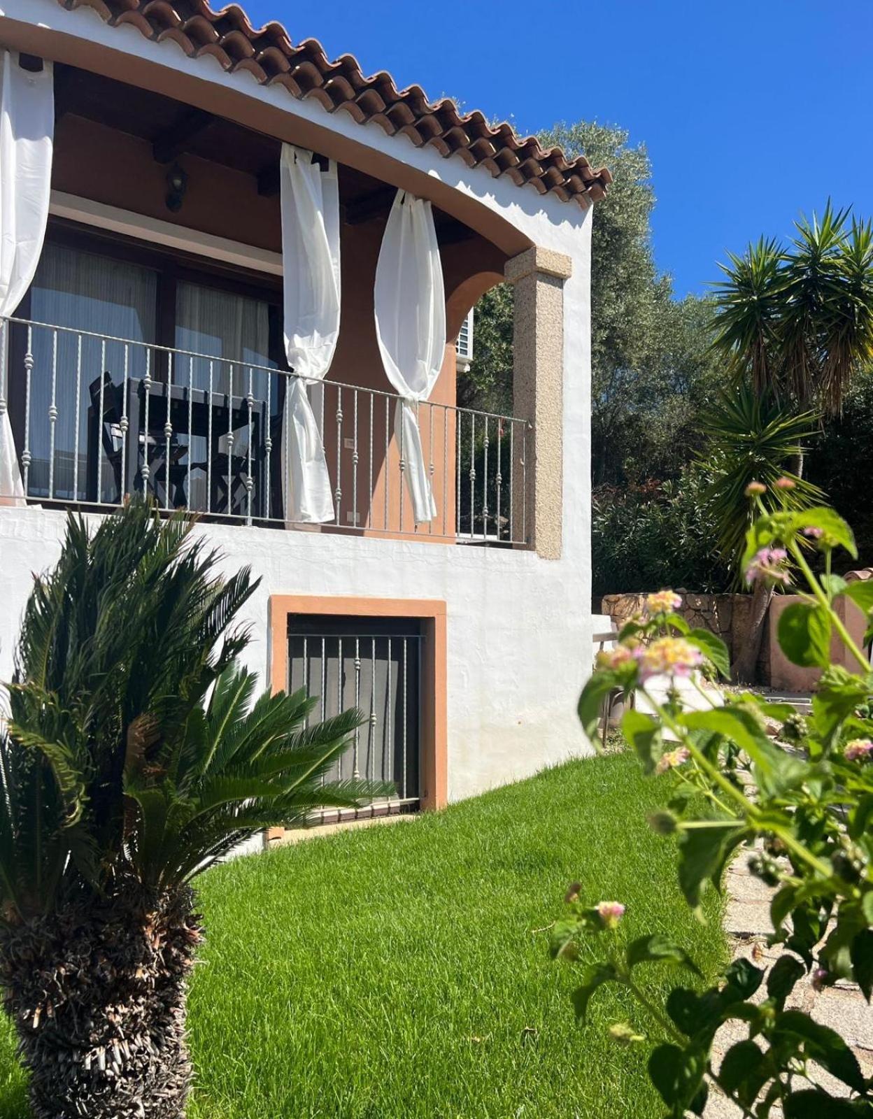 Villa Antonella Apartments Olbia Eksteriør bilde